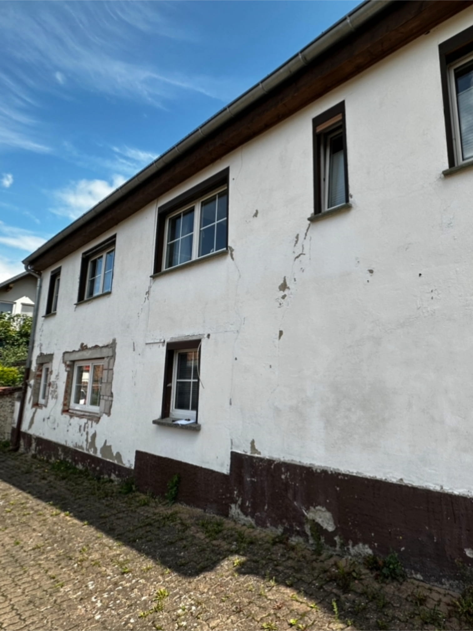 Frischer Look für eine Altbau-Fassade - Vorschau 4