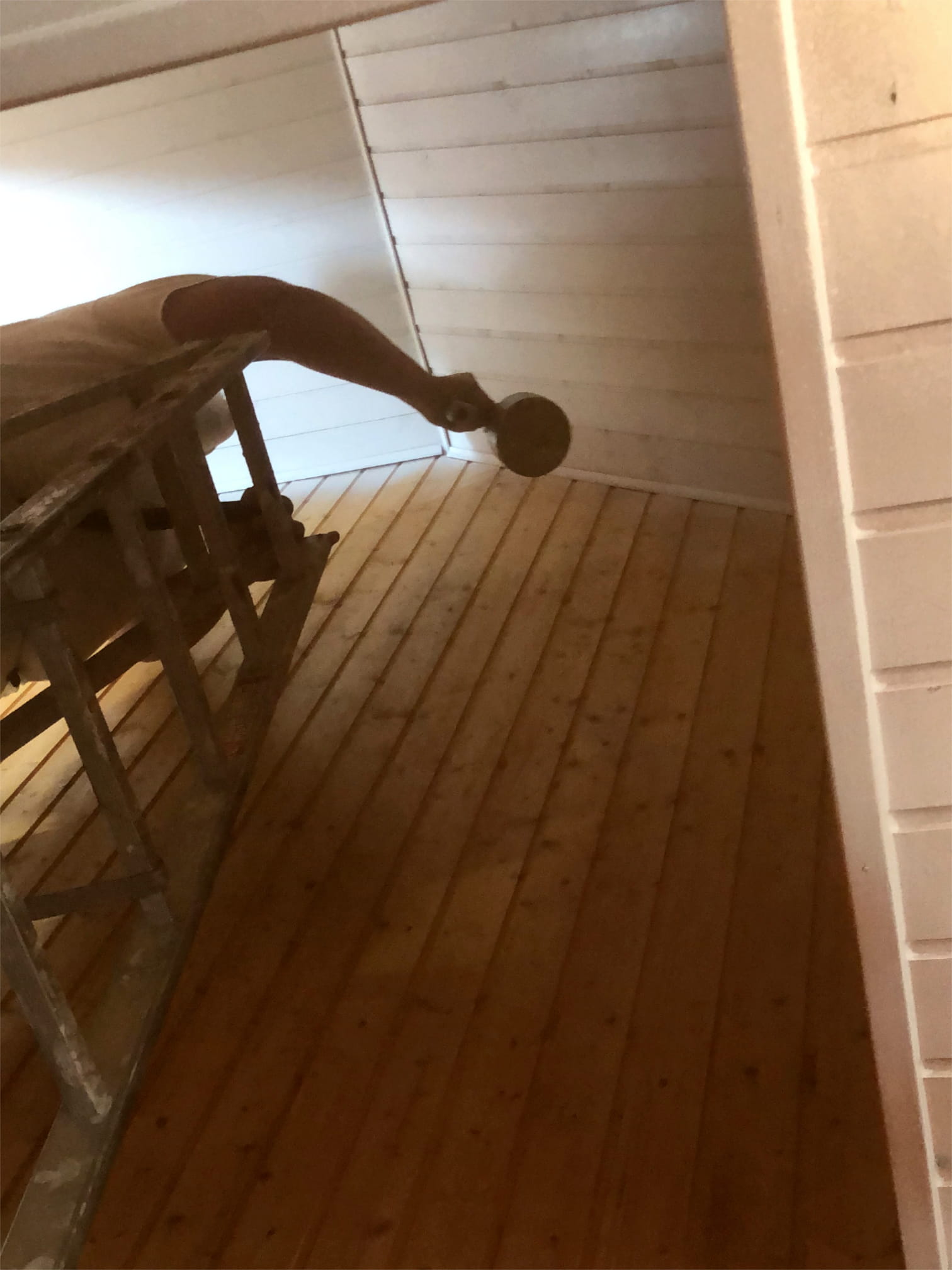 Holzverkleidung lackiert - Vorschau 2