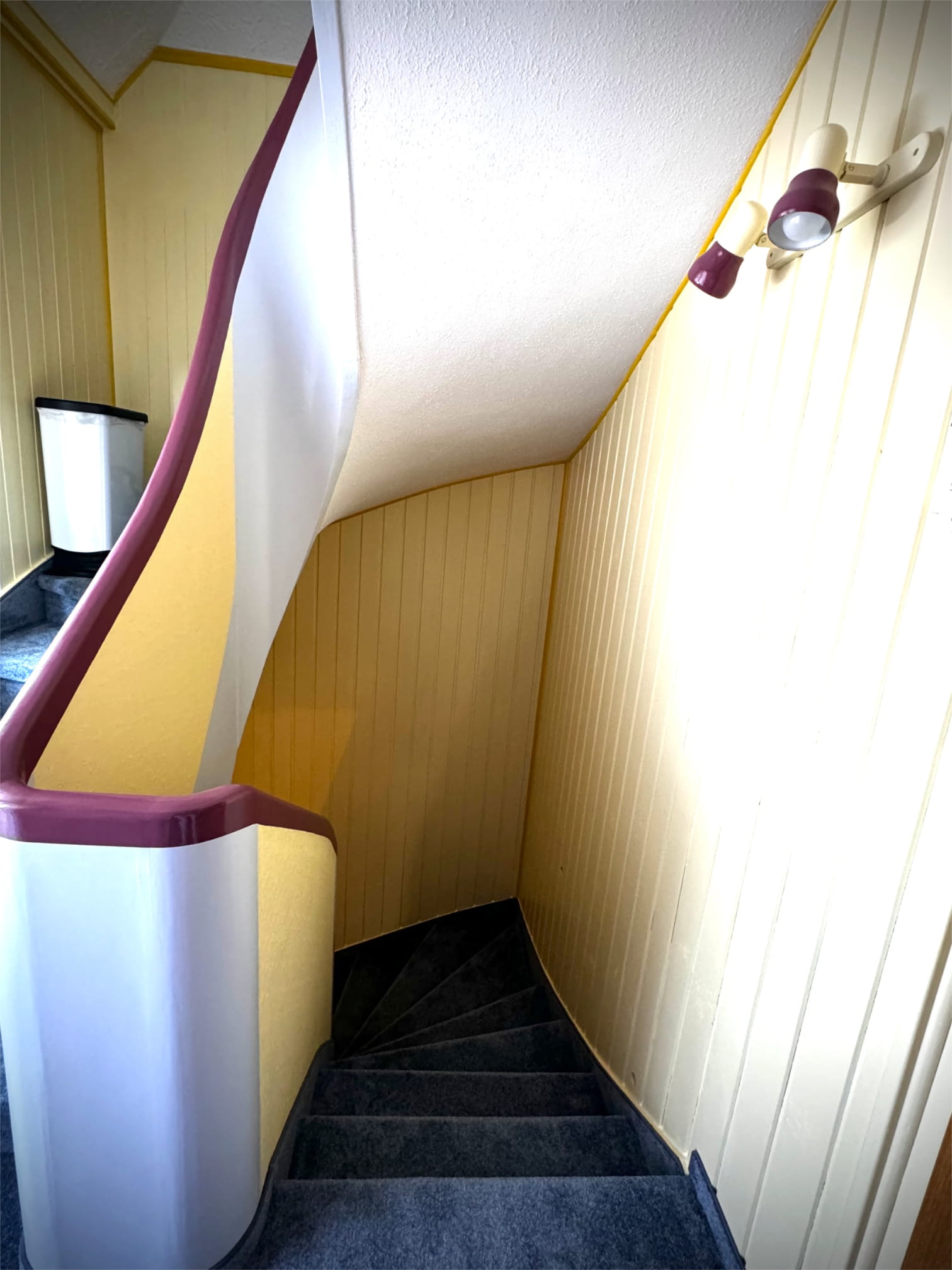 Treppenhaus vorher-nachher - Vorschau 2