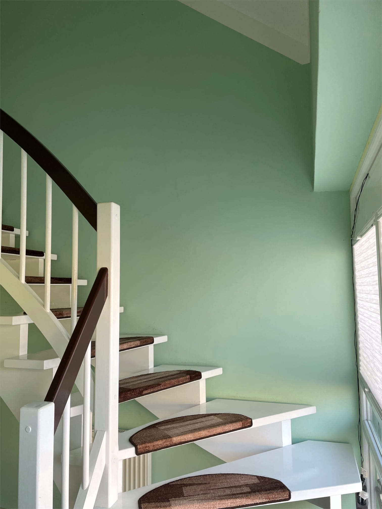 Treppenhaus mit Betonoptik - Vorschau 3